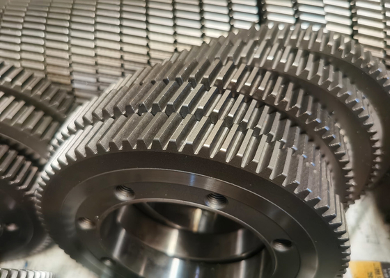 Endüstriyel uygulamalar için 20CrMnTi Çelik Sağ El Helix Gear 2 Modülü Döngü Döngüsü