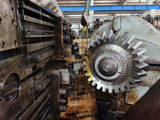 SAE 4320 Dişli Şekillendirme Pinyonu Madencilik Ekipmanları İçin Konik Kırıcının Düz Konik Dişlisi