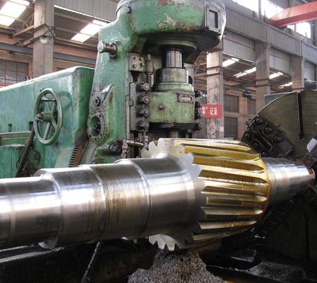 Kesin Transmission Gear Shaft Özelleştirilmiş Şekil Isı Tedavisi