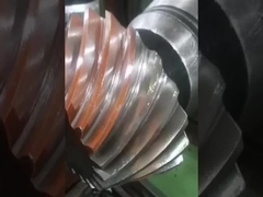 Sağ El Spiral Bevel Gear Shaft 6.5 Modülü 503mm Uzunluk