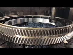 OEM ODM Herringbone Çift Helikal Dişliler ISO 8-9 Sınıfı